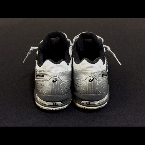 *Gently Worn* $40 - ASICS Gel Shoes : 11 - Picture 6 of 7